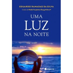 Uma Luz Na Noite de Eduardo Ramadas da Silva